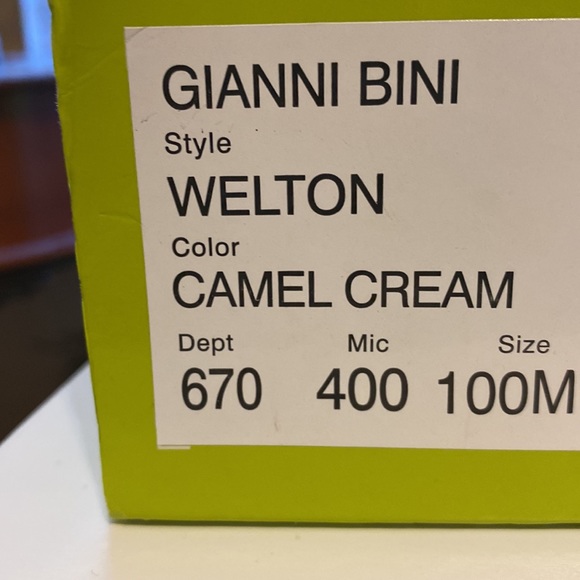 GB - CREAM WEDGED HEEL (WELTON) - Picture 7 of 7